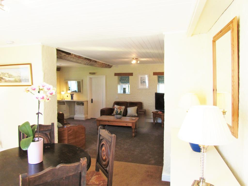 Octon Lodge Taunton Extérieur photo